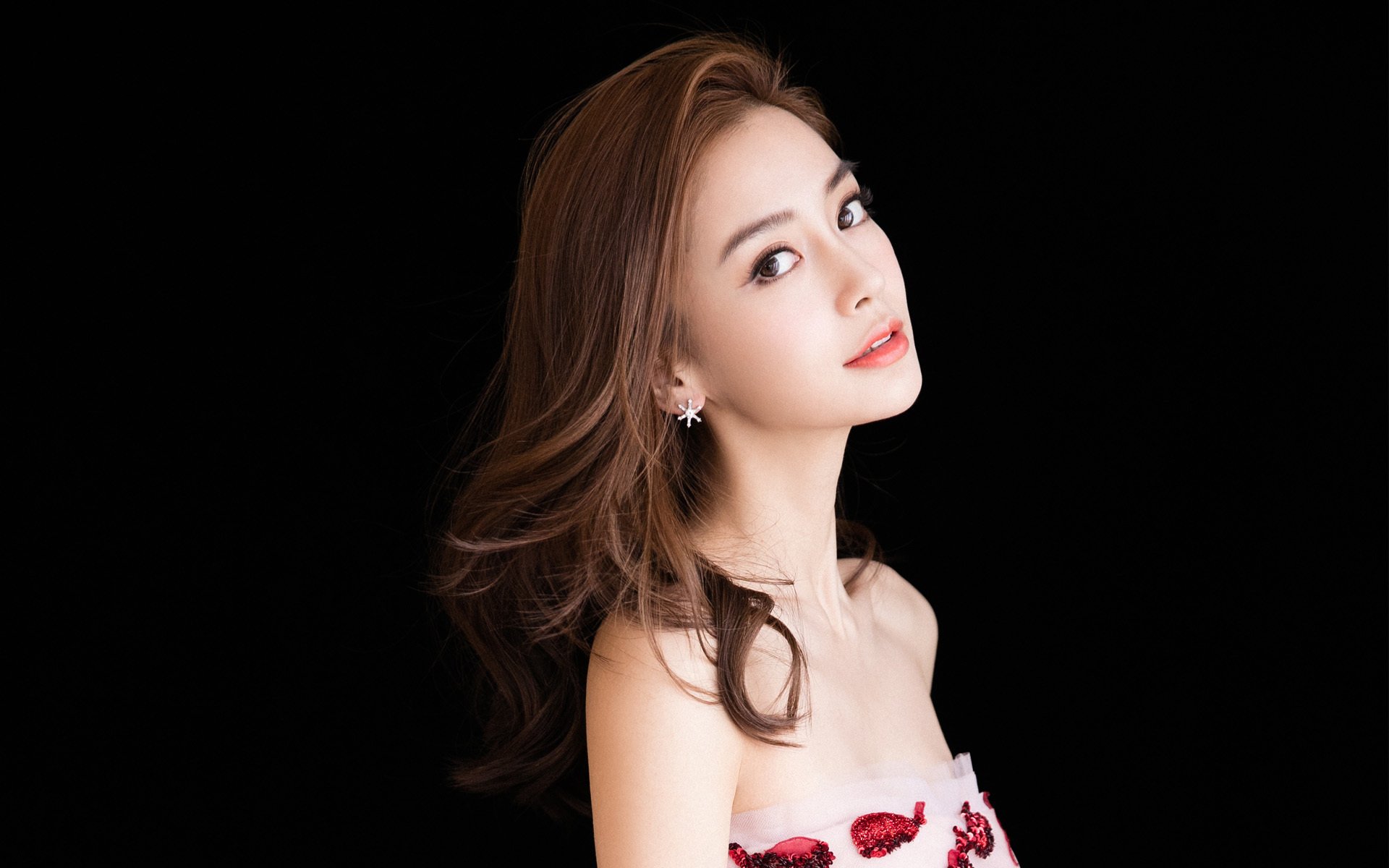 乐鱼电竞在线平台-地方联赛引入多媒体裁判复审技术提升执裁公平性与透明度