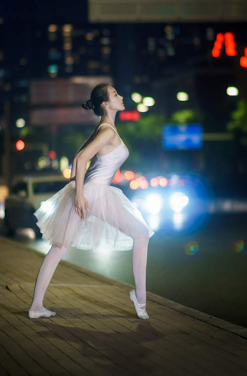 乐鱼vip-平台推出赛事幕后特辑展现球员生活日常增强粉丝粘性