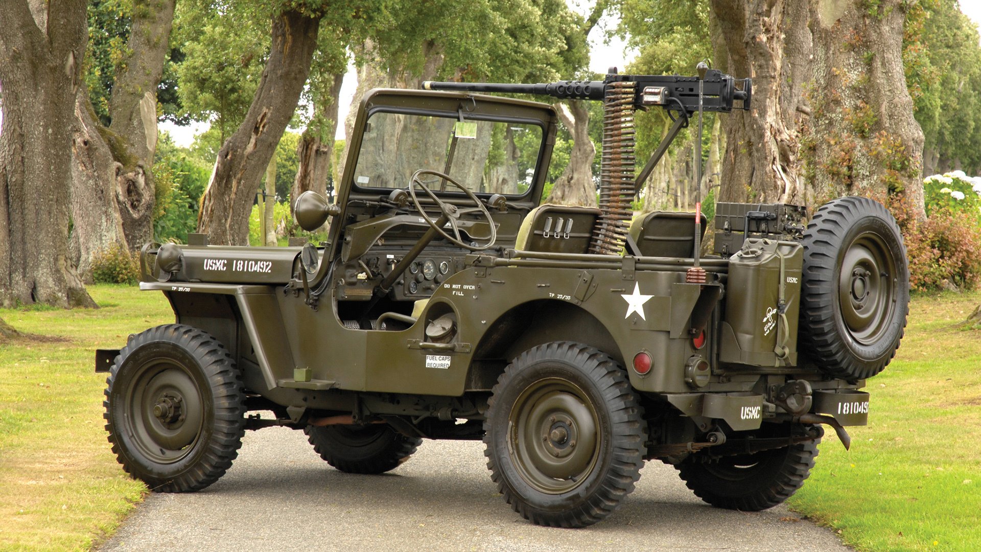 LEYU乐鱼体育官方网站-欧洲杯激烈角逐：战术变幻带来无限惊喜！，盘点欧洲杯